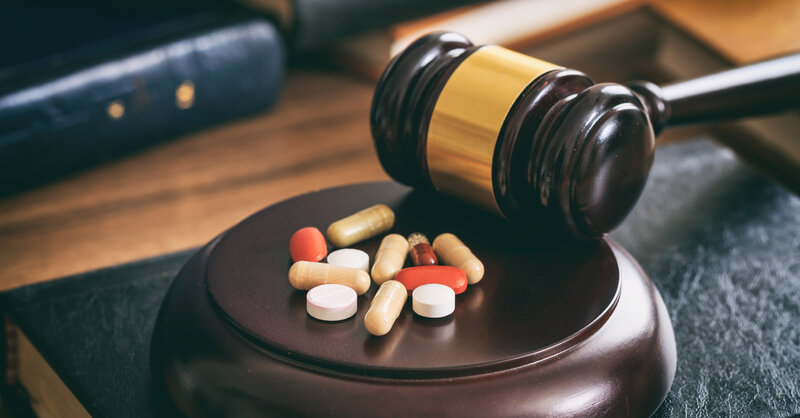 How Medical Malpractice Lawyers Deal With The Side Effects of Neglect